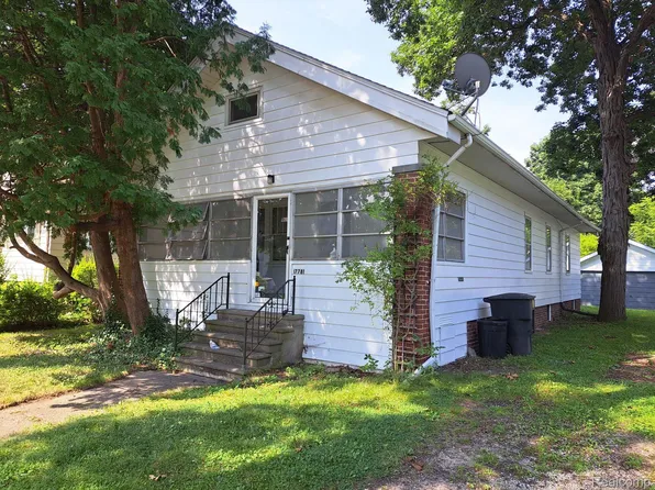 17781 Northrop St, Detroit, MI 48219