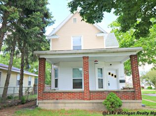 1660 Leestma Ave SW, Wyoming, MI 49509
