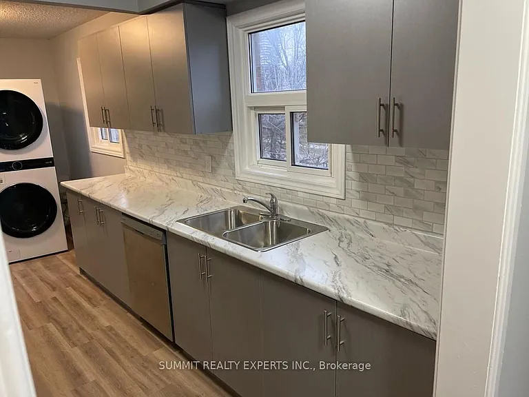40 Thorsby Ct — Photo 16