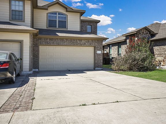 2nd image of 1420B Muirfield Bend Dr