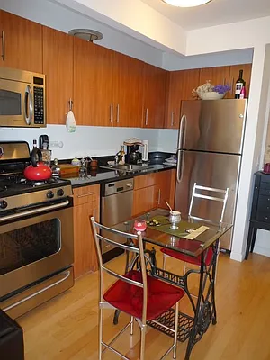 Rented by New York Residence | media 7