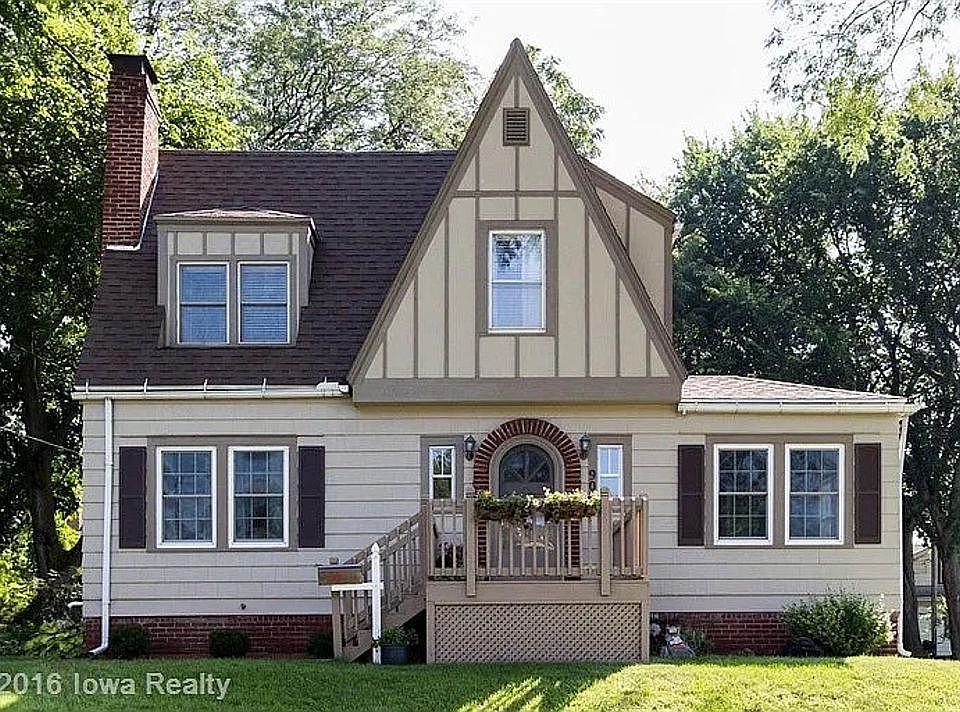 1st image of 907 37th St