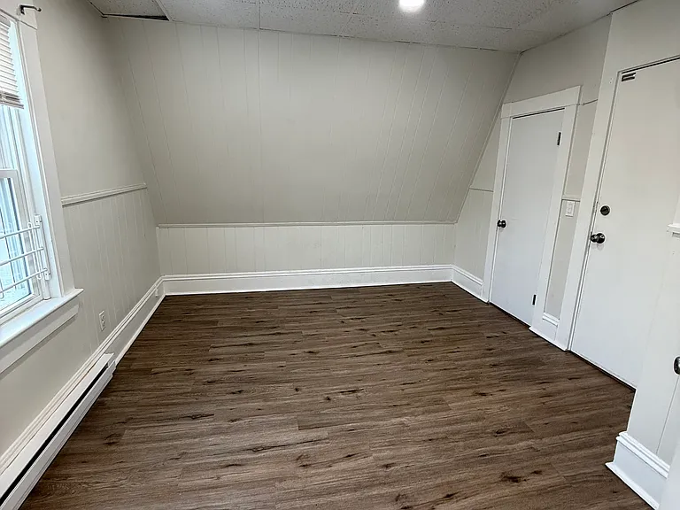 92 S Common St #4 — Photo 8