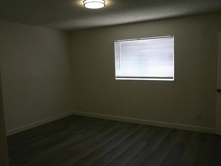 860 E Brown Rd #7 — Photo 13