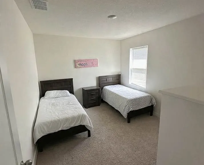 1573 Tali Ln — Photo 11