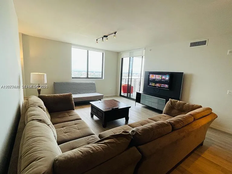 999 SW 1st Ave #2613 — Photo 5