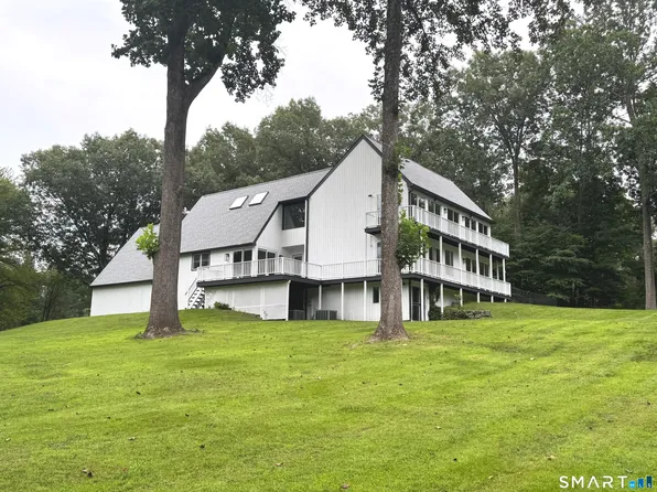 158 Steep Hill Rd, Weston, CT 06883