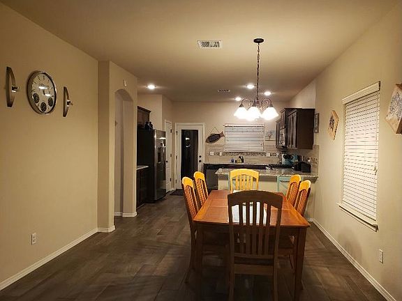 4th image of 7432 Glacier Dr