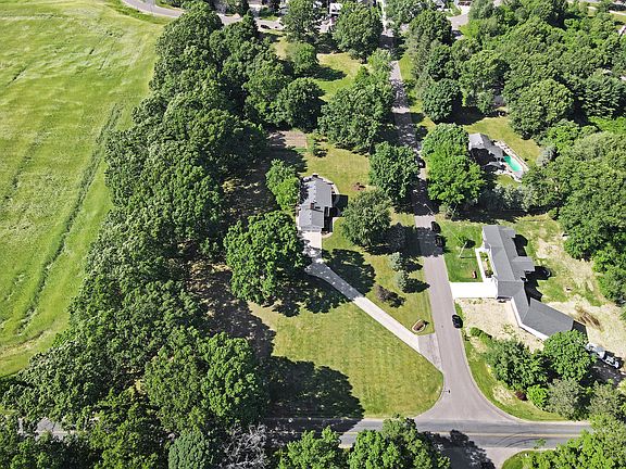 4th image of 7436 Finnagen Dr