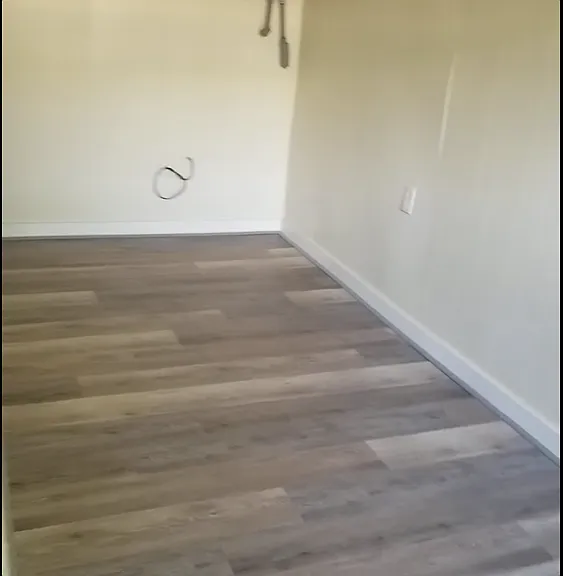 207 S Powell St — Photo 12