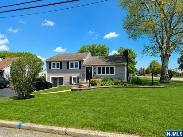 404 Czaplicki St, Manville, NJ 08835