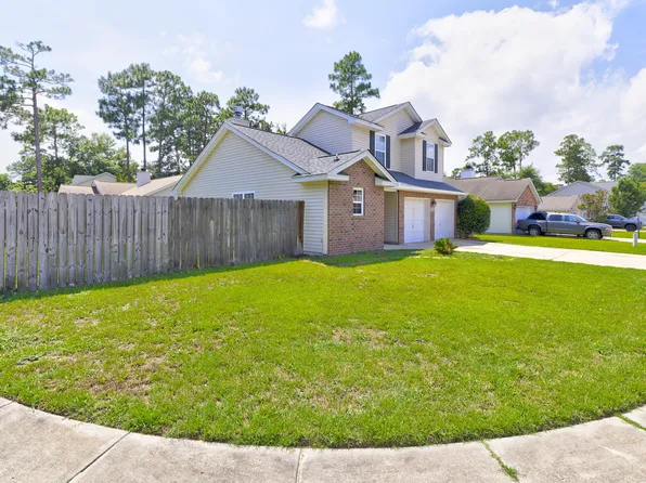 1301 Lantern Rd, Summerville, SC 29486