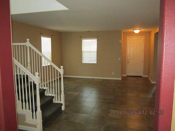 3rd image of 315 Summer Phlox Ln