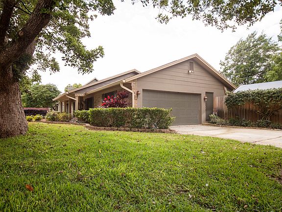 2nd image of 1000 Palos Verde Dr
