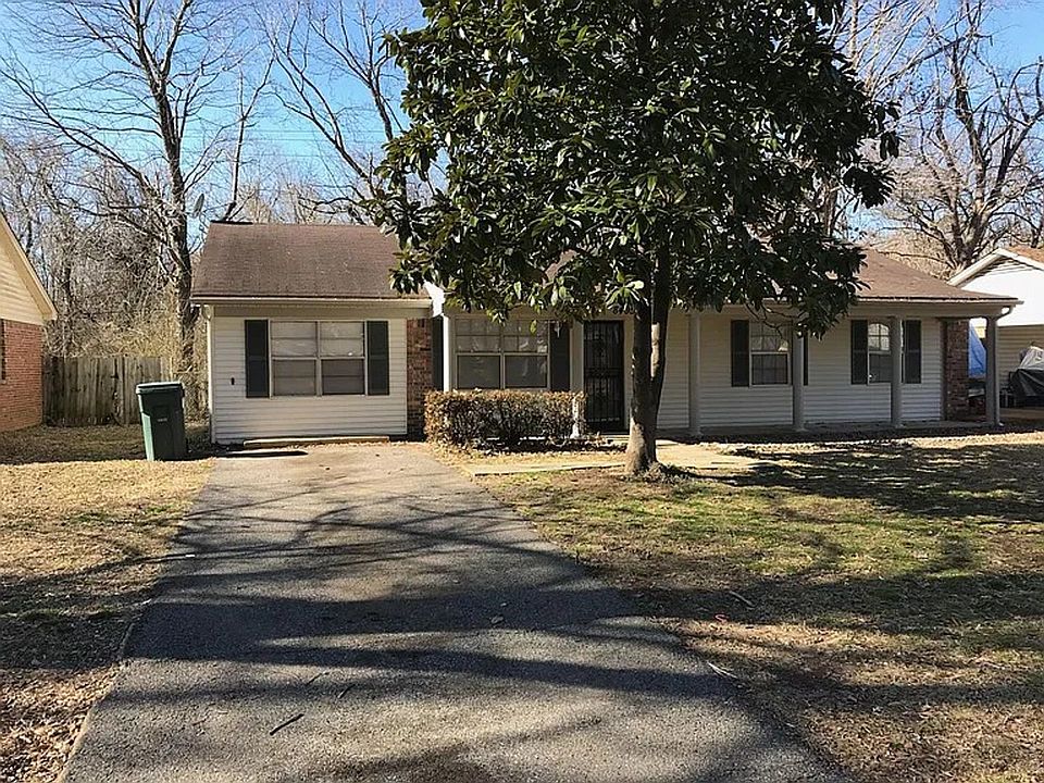 1st image of 8495 Charleston Dr