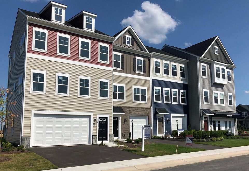 1st image of 110 Sante Fe Ct