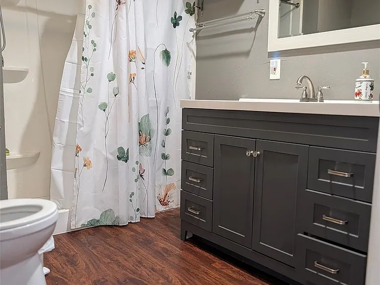 10801 W Lakeview Dr — Photo 16