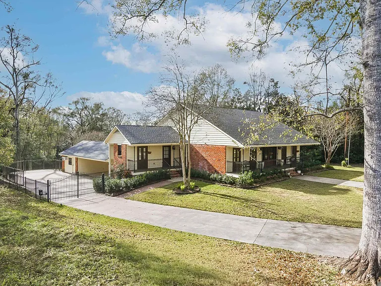 6414 Highland Rd — Photo 2