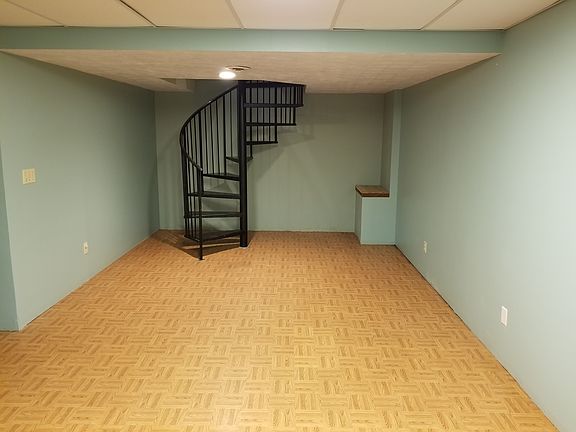 2nd image of 4406 Brandes St