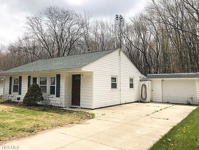 1st image of 42121 Emerson Ct