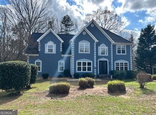 220 Shoreline Dr, Fayetteville, GA 30215