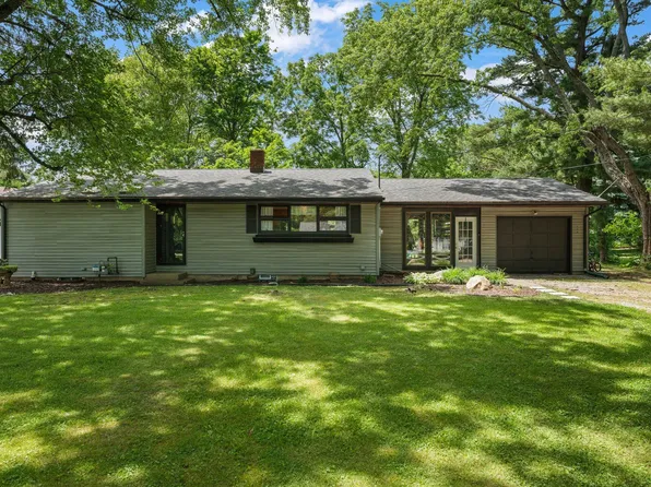 134 Grand Ave, La Porte, IN 46350