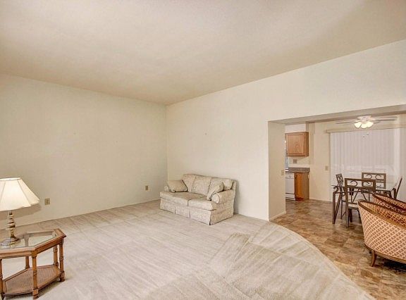 2nd image of 15807 N Meadow Park Dr