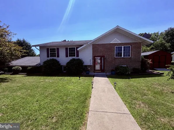 522 Maple St, Pottsville, PA 17901