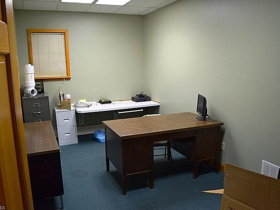 2nd image of 2626 Broadway