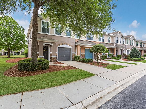 2nd image of 5962 Pavilion Dr