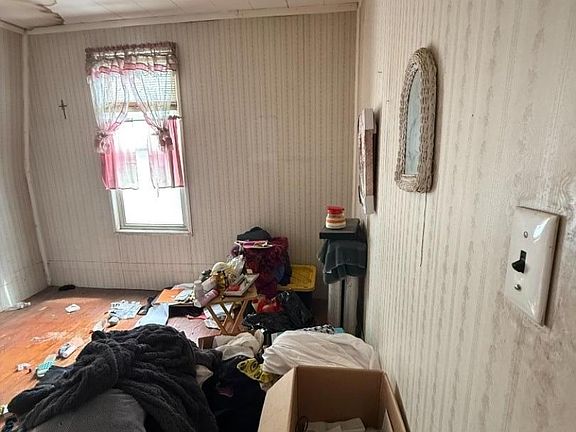 5th image of 14 Grace St