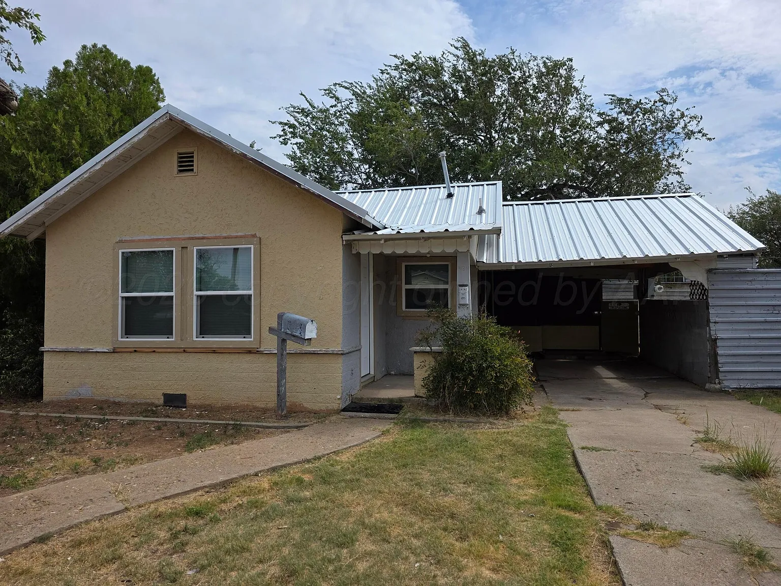 2 bed, $1,200 — Photo 2