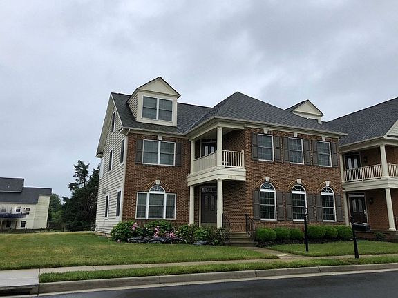 3rd image of 41823 Bristow Manor Dr