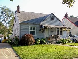 3rd image of 25437 Lehigh St