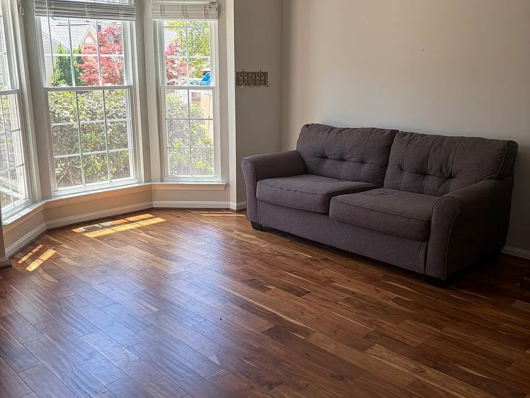 9 Azalea St — Photo 2