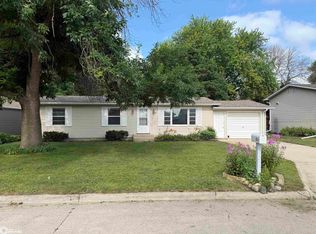 1209 7th Pl N, Clear Lake, IA 50428