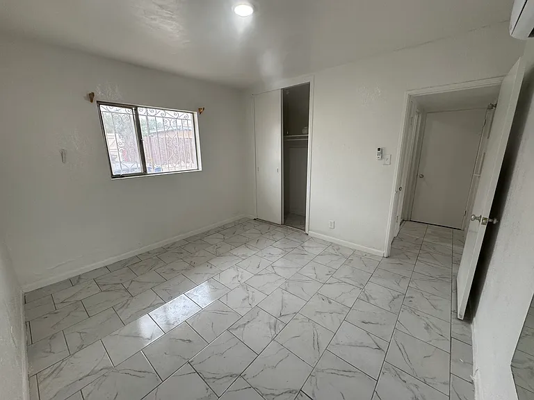 1501 N Oregon St #5 — Photo 11
