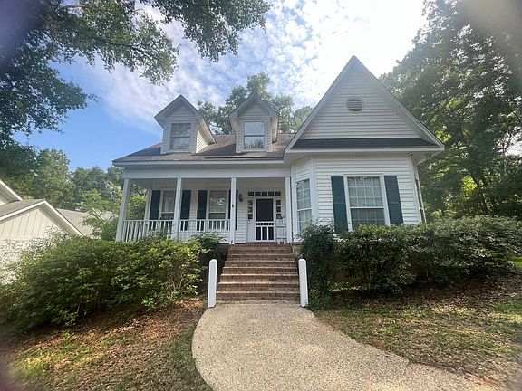 5th image of 119 Echo Ln W