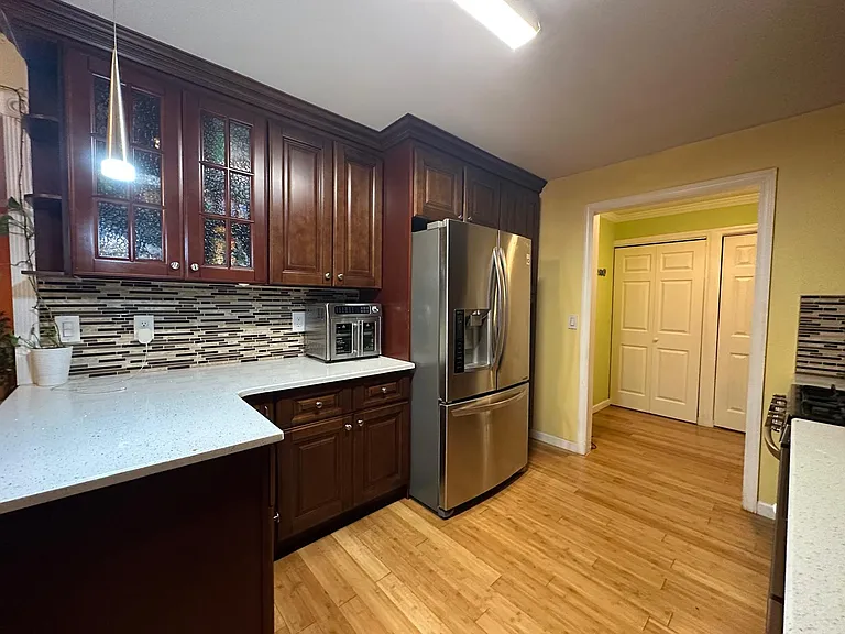 50 Riverview Ct — Photo 6