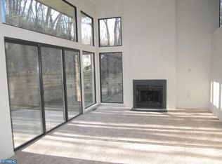 383 Lynetree Dr, West Chester, PA 19380