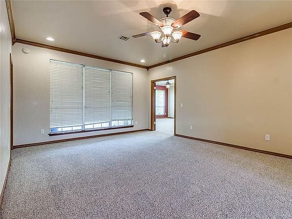 5th image of 309 Nathan Dr