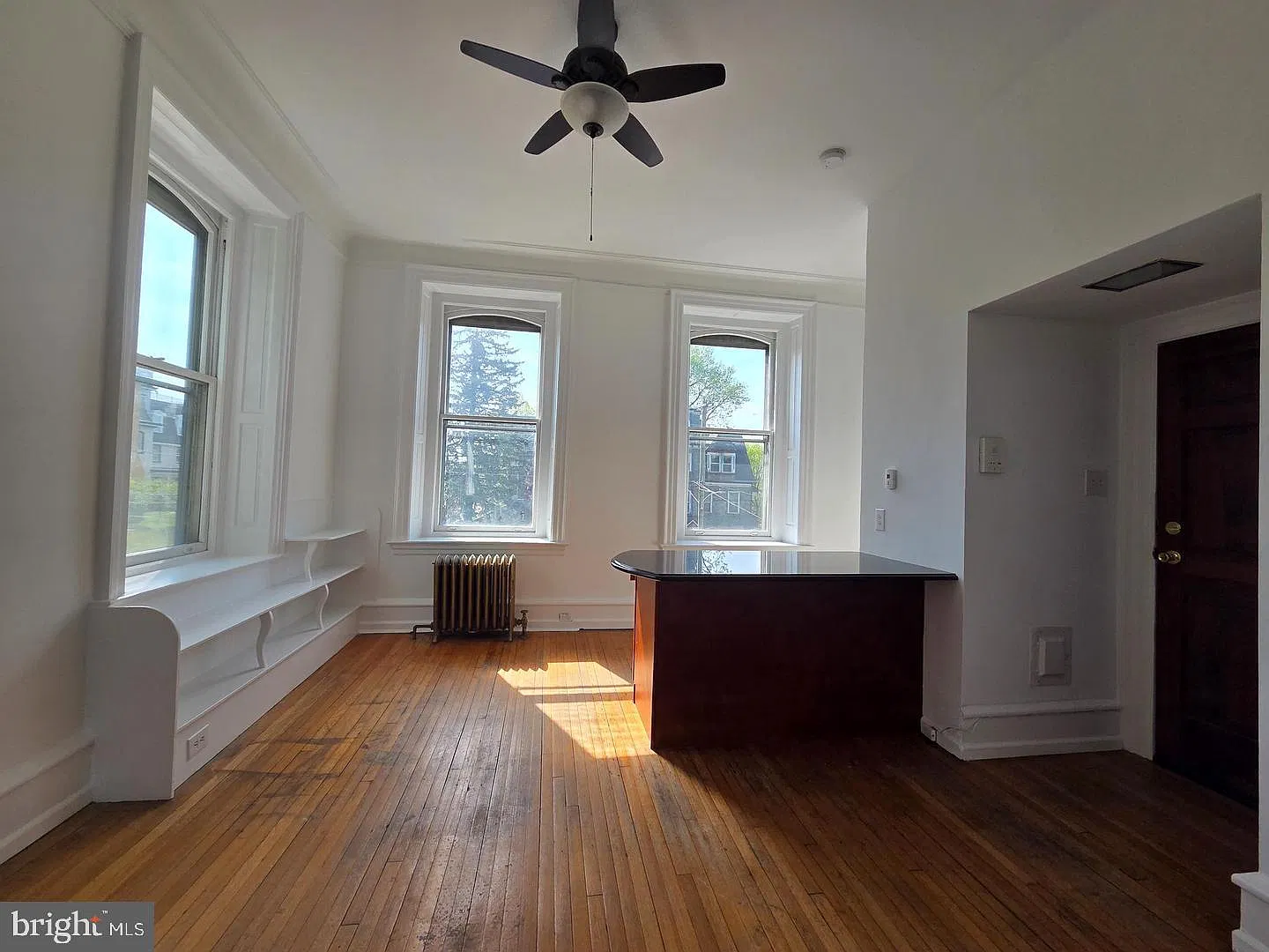 1 bed, 1.0 bath, 4080 sqft, $1,600 — Photo 3