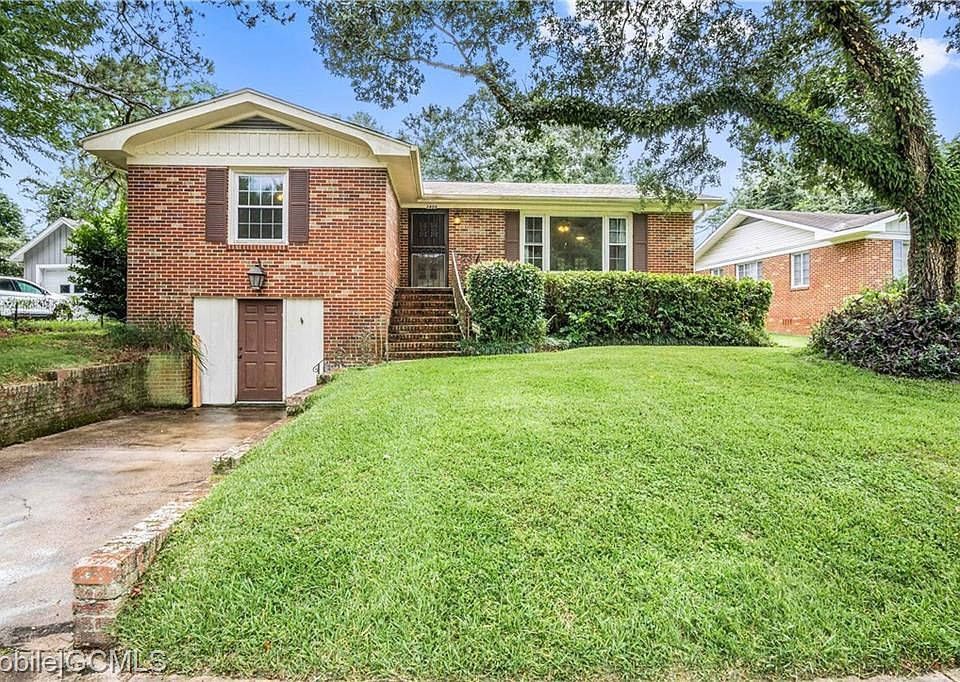 1st image of 2855 Brierwood Dr