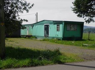 3909 12th St, Tillamook, OR 97141