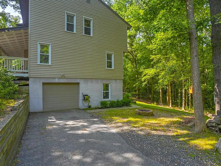 driveway to the one car garage