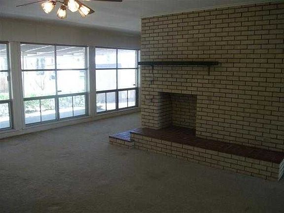 3rd image of 506 Massie St