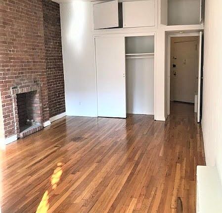 3rd image of 510 E 82nd St APT 2D