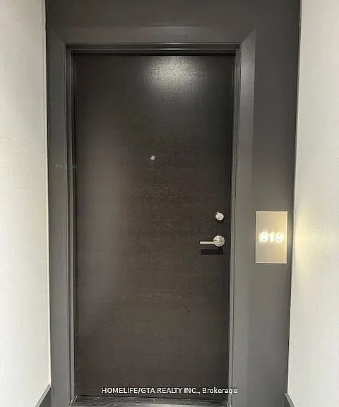 8868 Yonge St #819E — Photo 11
