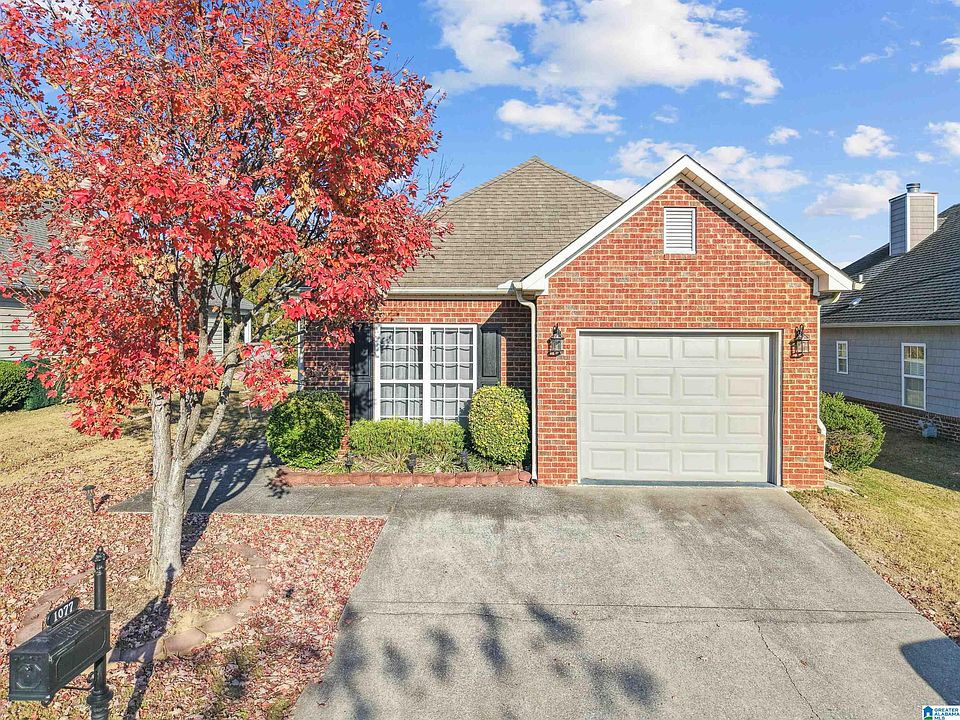 1st image of 1077 Fairbank Ln