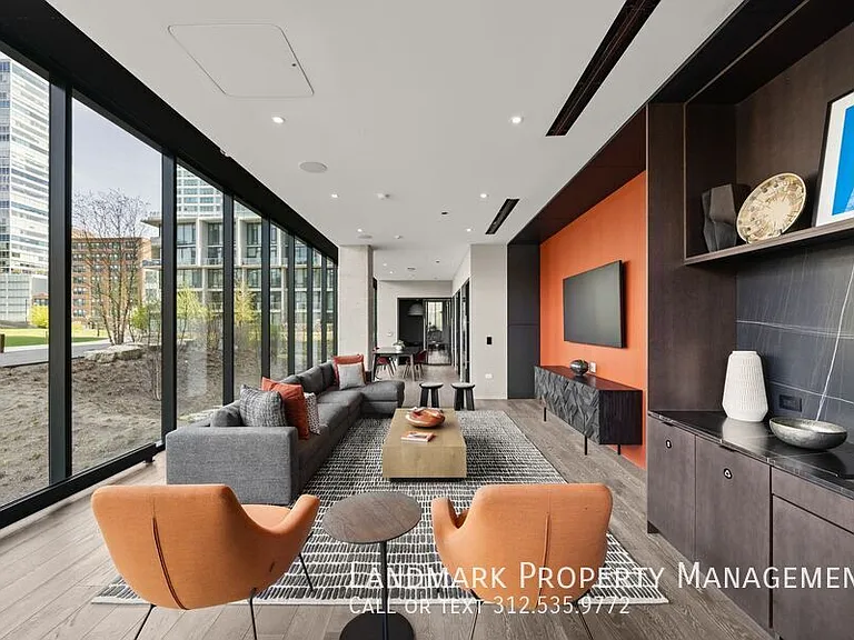 234 W Polk St #2508 — Photo 38